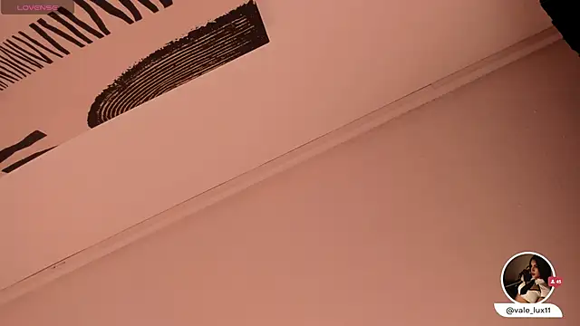 Vale Lux online show from December 18, 2025, 5:35 am