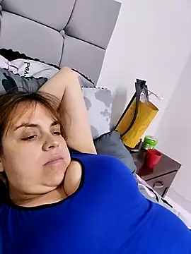 CARITOMIO online show from April 19, 2026, 7:05 pm