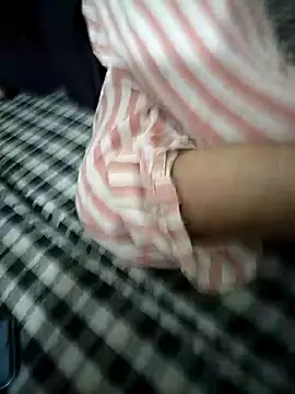 sexy  girls98 online show from April 3, 2026, 12:03 pm