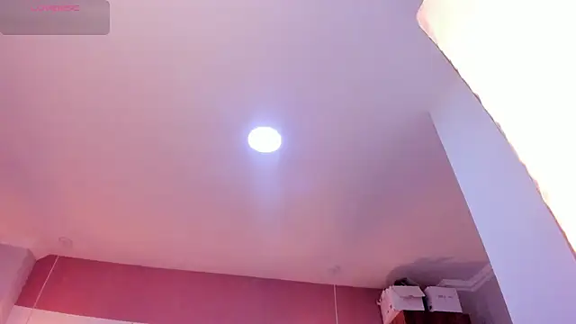 Mia Valentine  online show from November 17, 2025, 7:30 pm