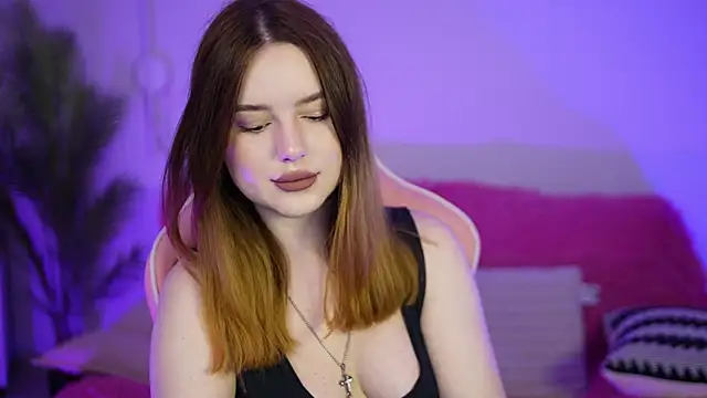 Snapshot of MilanaMoons chatting on September 12, 2025, 11:54 am MilanaMoons online show from September 12, 2025, 11:54 am