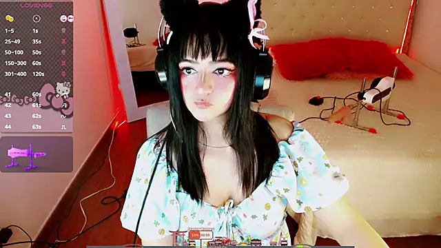 Lunyhose online show from October 27, 2025, 7:51 pm