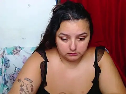 Snapshot of KeilyHall chatting on October 29, 2025, 4:15 am KeilyHall online show from October 29, 2025, 4:15 am