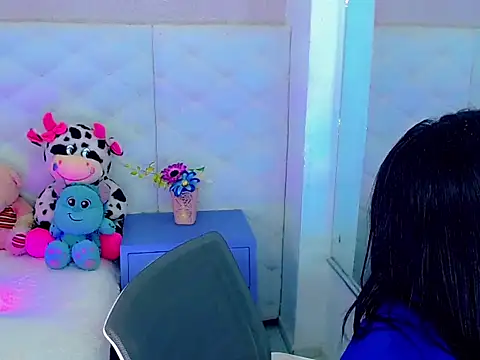 hanna sweett34 online show from October 4, 2025, 12:30 am