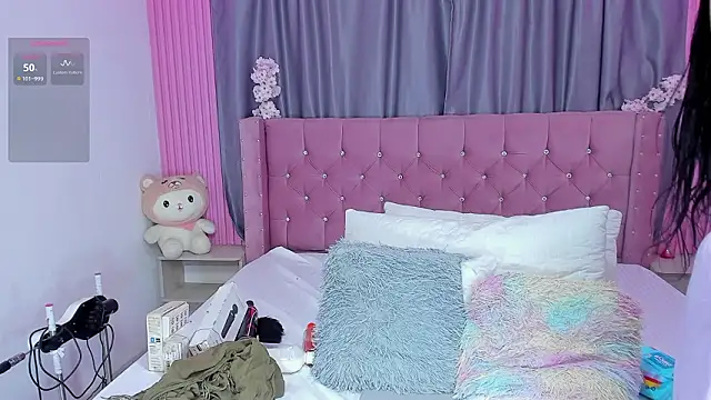 Nayla-Mouna online show from February 12, 2026, 12:00 pm