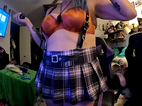 R4inbowK1tty online show from November 7, 2025, 4:56 am