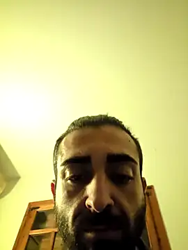 Snapshot of Su-Dar69 chatting on November 2, 2025, 3:42 am Su-Dar69 online show from November 2, 2025, 3:42 am