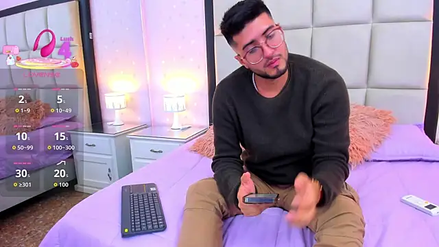 bryXonStorm online show from September 18, 2025, 10:45 pm