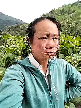 liu-liusexy online show from September 28, 2025, 5:24 am