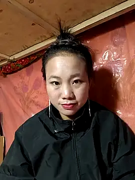 liu-liusexy online show from November 4, 2025, 2:43 am