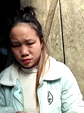 liu-liusexy online show from February 27, 2026, 2:11 am