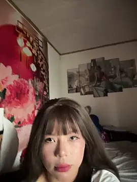 SarahBeii online show from September 11, 2025, 4:45 am