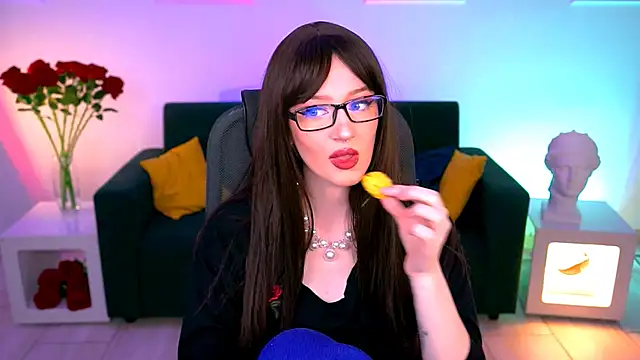Snapshot of AliceWelch_ chatting on September 27, 2025, 9:58 am AliceWelch online show from September 27, 2025, 9:58 am