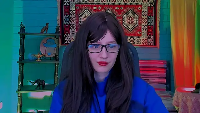 Snapshot of AliceWelch_ chatting on October 11, 2025, 8:13 am AliceWelch online show from October 11, 2025, 8:13 am