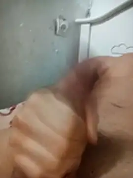 Snapshot of UsualSummer2 chatting on February 1, 2026, 10:36 am UsualSummer2 online show from February 1, 2026, 10:36 am