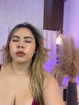 im katya online show from November 18, 2025, 3:34 am