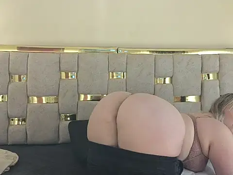  afrodita23 online show from December 19, 2025, 3:02 am