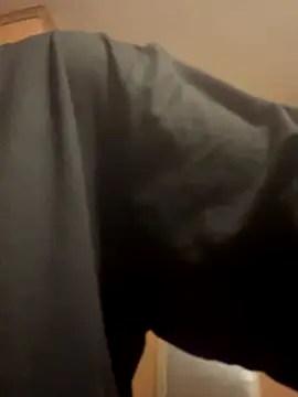 saltlightEmber online show from December 4, 2025, 2:43 am