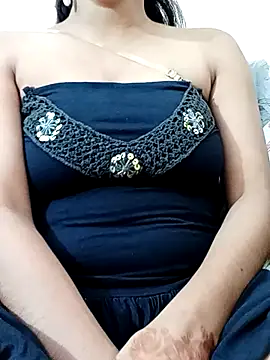 Kriti Sanon  online show from September 14, 2025, 3:55 pm
