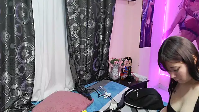 Snapshot of Zulema_R1 chatting on March 4, 2026, 11:11 pm Zulema R1 online show from March 4, 2026, 11:11 pm