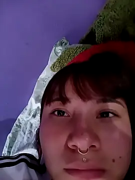 Snapshot of Zulema_R1 chatting on April 12, 2026, 10:59 pm Zulema R1 online show from April 12, 2026, 10:59 pm
