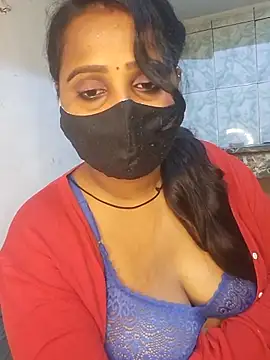 Snapshot of Minu_love chatting on February 25, 2026, 9:02 pm Minu love online show from February 25, 2026, 9:02 pm