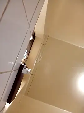 mojeemore online show from January 18, 2026, 8:51 am