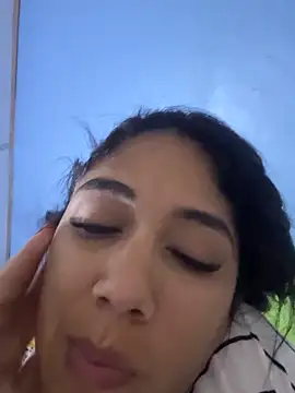 Snapshot of Isabella-2709 chatting on October 1, 2025, 12:05 am Isabella-2709 online show from October 1, 2025, 12:05 am