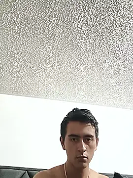 Snapshot of -mrpaul chatting on October 11, 2025, 9:02 pm -mrpaul online show from October 11, 2025, 9:02 pm