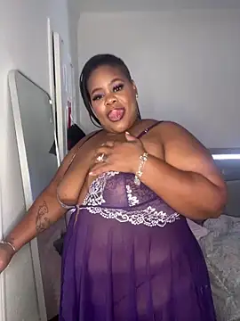 Snapshot of cinnabunnie22 chatting on September 10, 2025, 3:28 am cinnabunnie22 online show from September 10, 2025, 3:28 am