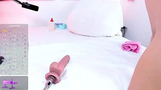 little ivonne online show from November 5, 2025, 8:42 pm