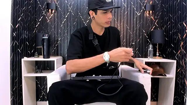 Franvill Trato online show from November 17, 2025, 5:30 pm