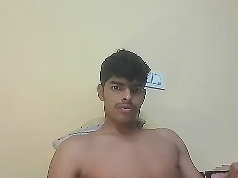 monster 33 online show from May 1, 2026, 1:59 pm