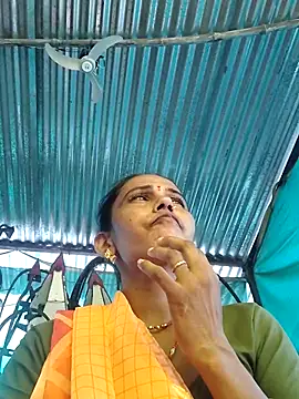 Pooja750 online show from September 15, 2025, 7:19 am