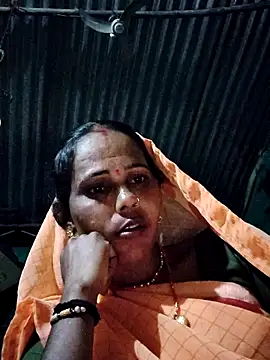 Pooja750 online show from October 7, 2025, 2:47 pm