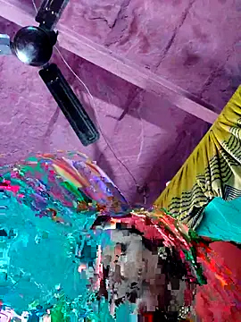 Pooja750 online show from November 13, 2025, 6:45 am