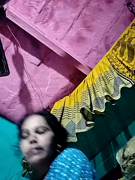 Pooja750 online show from January 13, 2026, 10:37 pm