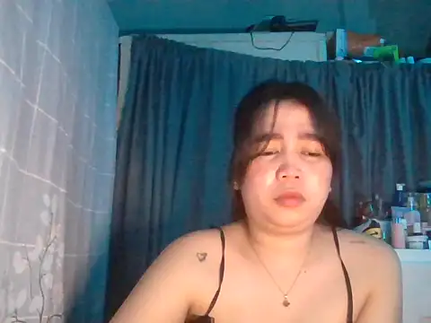 Asianhotskinny online show from June 30, 2026, 5:03 pm