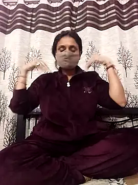 Snapshot of Gullapi chatting on January 17, 2026, 5:49 pm Gullapi online show from January 17, 2026, 5:49 pm