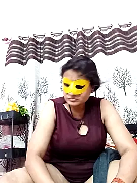 Snapshot of Gullapi chatting on April 12, 2026, 8:14 pm Gullapi online show from April 12, 2026, 8:14 pm