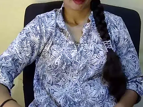 Snapshot of Rahat_S chatting on June 11, 2026, 6:44 am Rahat S online show from June 11, 2026, 6:44 am