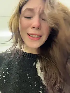 Mimiumuy online show from November 14, 2025, 7:56 pm