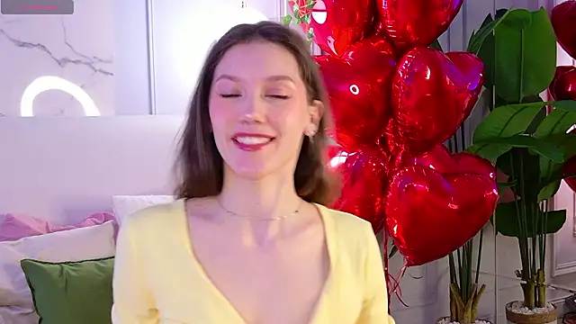 Snapshot of MaryNixon_ chatting on February 13, 2026, 5:14 am MaryNixon online show from February 13, 2026, 5:14 am