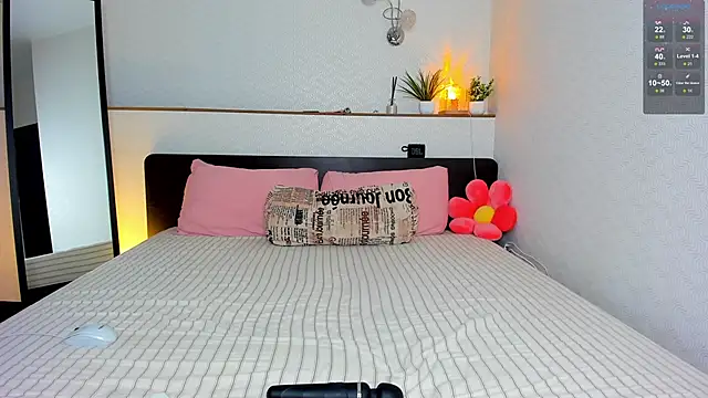 Snapshot of charlottacardi chatting on November 13, 2025, 3:05 am charlottacardi online show from November 13, 2025, 3:05 am