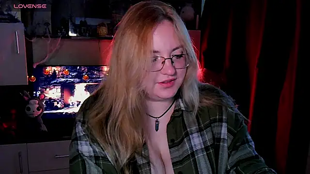 ZayaRush online show from November 15, 2025, 7:49 am