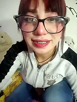 Kitty Melodi online show from May 4, 2026, 11:39 am