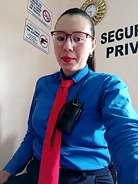 Hannah-colx online show from October 9, 2025, 1:31 pm