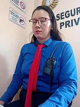 Hannah-colx online show from November 7, 2025, 5:24 pm