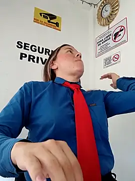 Hannah-colx online show from December 2, 2025, 2:56 pm