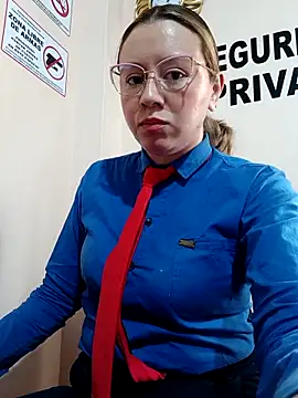 Hannah-colx online show from December 21, 2025, 6:04 pm